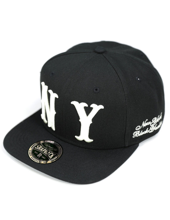 NEW YORK BLACK YANKEES SNAPBACK CAP